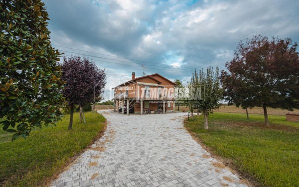 casa indipendente in vendita a San Cesario sul Panaro
