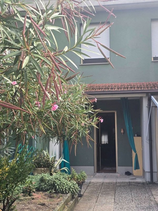 casa indipendente in vendita a San Cesario sul Panaro