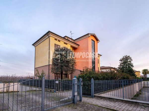 appartamento in vendita a San Cesario sul Panaro in zona Altolà