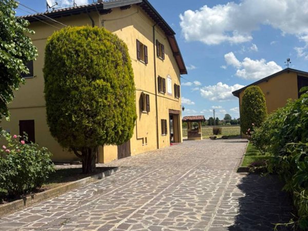 casa indipendente in vendita a San Cesario sul Panaro