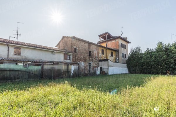 casa indipendente in vendita a San Cesario sul Panaro in zona Altolà