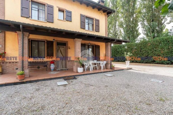 casa indipendente in vendita a San Cesario sul Panaro