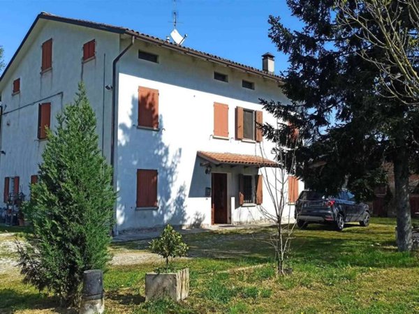 casa indipendente in vendita a San Felice sul Panaro