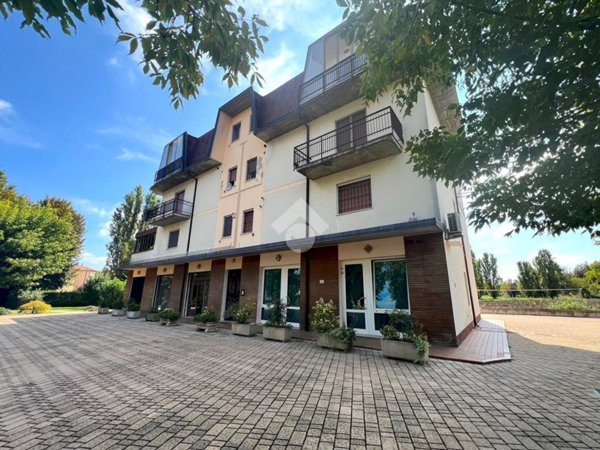 appartamento in vendita a San Felice sul Panaro in zona Rivara