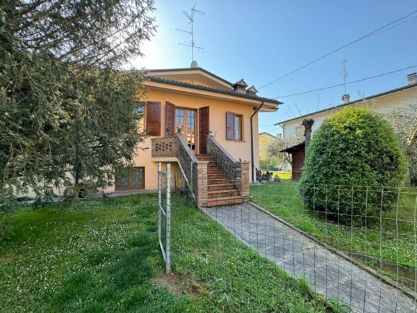 casa indipendente in vendita a San Felice sul Panaro