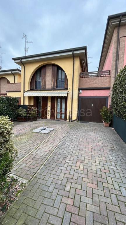 casa indipendente in vendita a San Felice sul Panaro