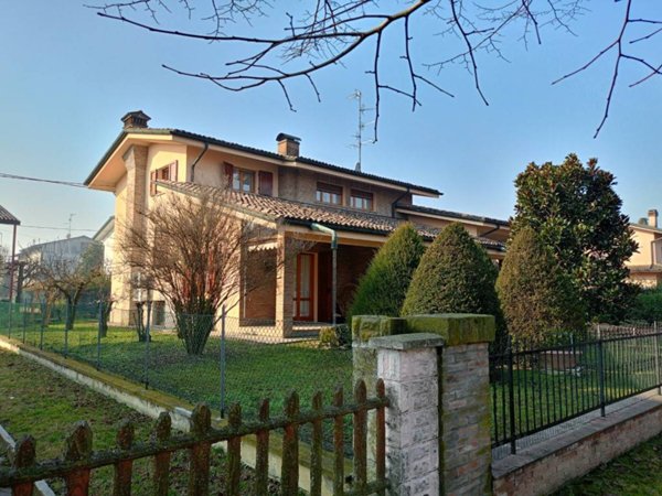 casa indipendente in vendita a San Felice sul Panaro
