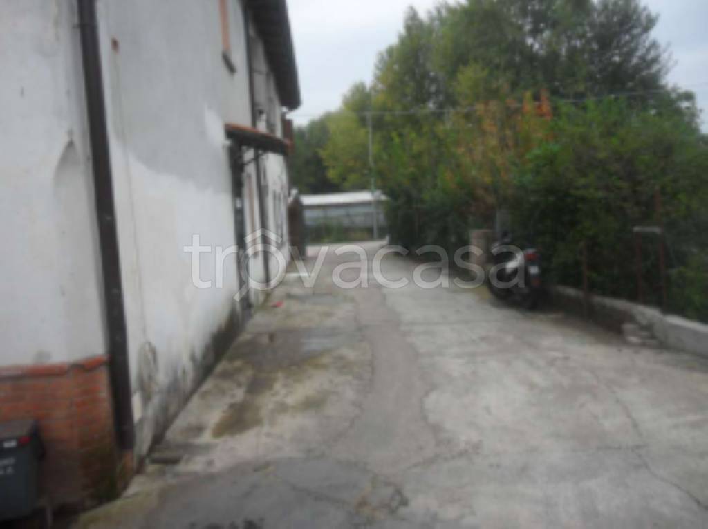 appartamento in vendita a San Felice sul Panaro in zona Rivara
