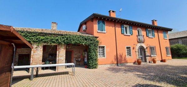 casa indipendente in vendita a San Felice sul Panaro in zona Pavignane