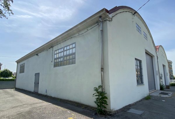 capannone in vendita a San Felice sul Panaro