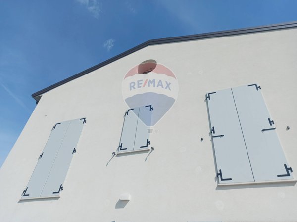 appartamento in vendita a San Felice sul Panaro in zona Pavignane
