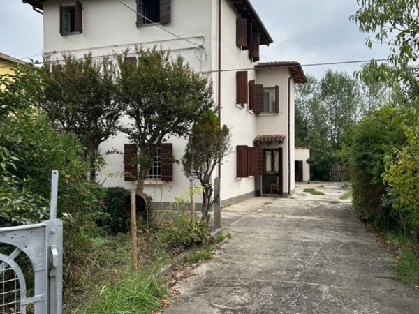 casa indipendente in vendita a San Felice sul Panaro