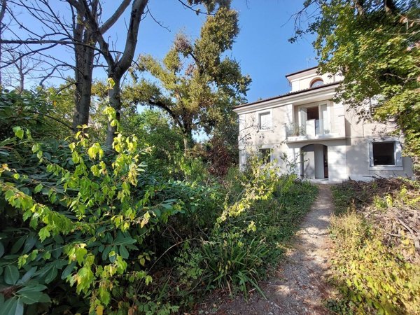 villa in vendita a San Felice sul Panaro