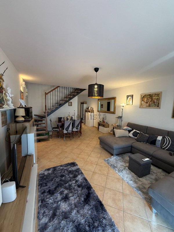 casa indipendente in vendita a San Felice sul Panaro in zona Pavignane