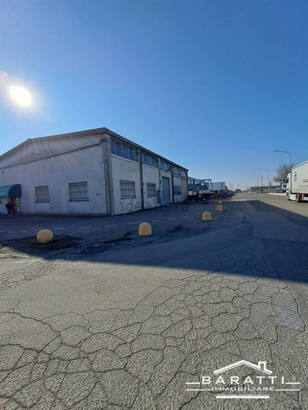 ufficio in vendita a San Felice sul Panaro