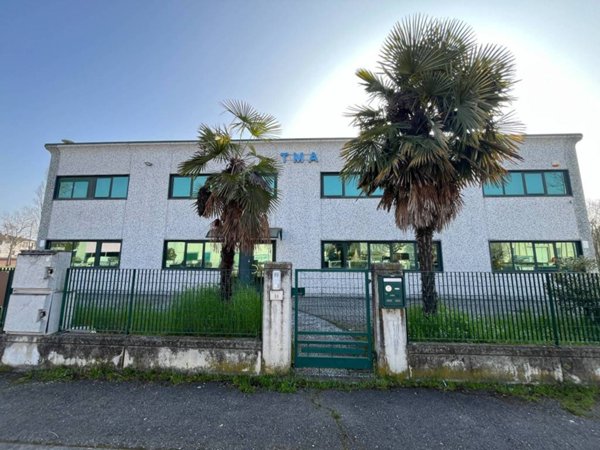 locale commerciale in vendita a San Felice sul Panaro