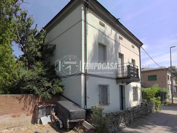 appartamento in vendita a San Felice sul Panaro in zona Dogaro