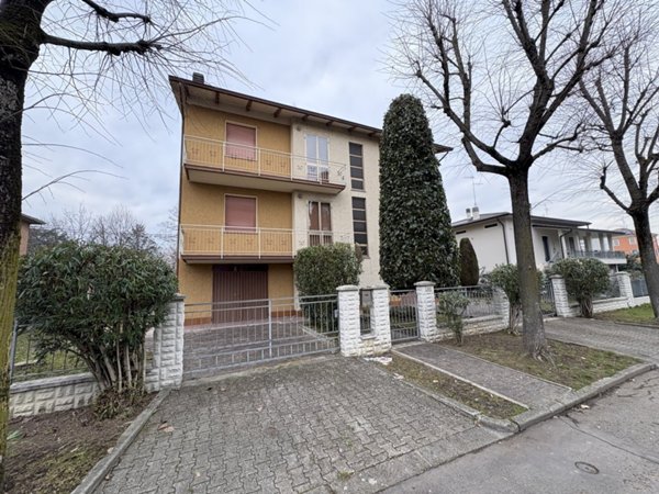 casa indipendente in vendita a San Felice sul Panaro