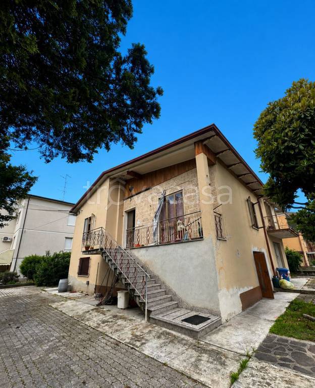 casa indipendente in vendita a San Felice sul Panaro