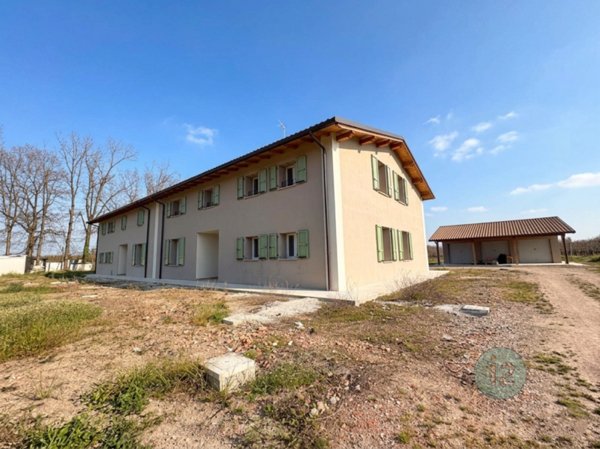 casa indipendente in vendita a San Felice sul Panaro