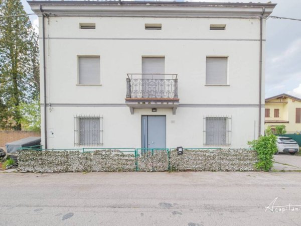 appartamento in vendita a San Felice sul Panaro in zona Dogaro