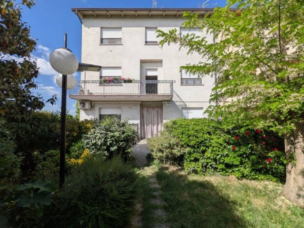 casa indipendente in vendita a San Felice sul Panaro in zona Dogaro