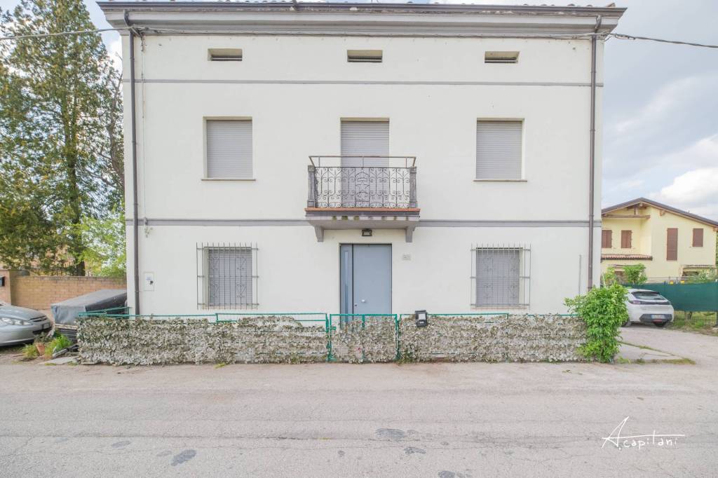casa indipendente in vendita a San Felice sul Panaro in zona Dogaro