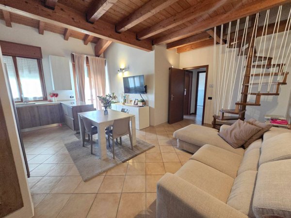 appartamento in vendita a San Felice sul Panaro in zona Dogaro
