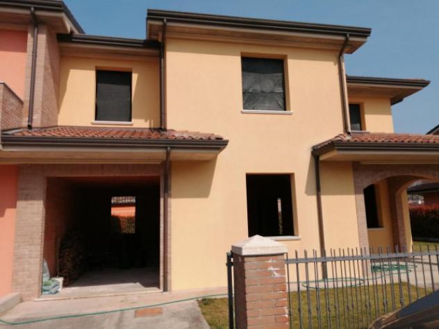 casa indipendente in vendita a San Possidonio
