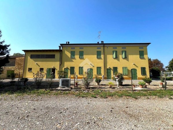 casa indipendente in vendita a San Possidonio