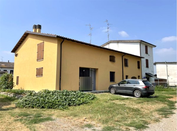 casa indipendente in vendita a San Possidonio