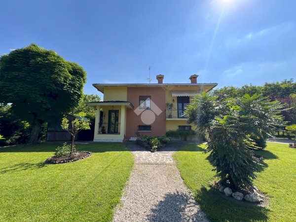 casa indipendente in vendita a San Possidonio