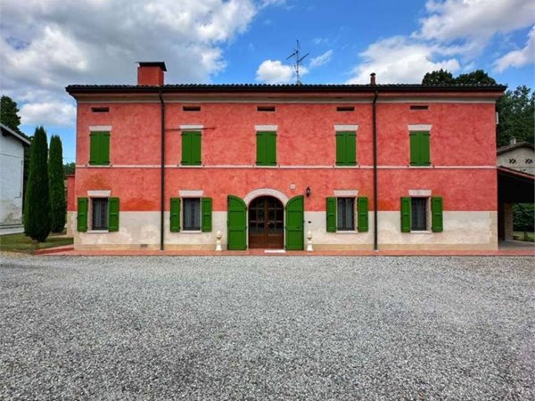 casa indipendente in vendita a San Possidonio