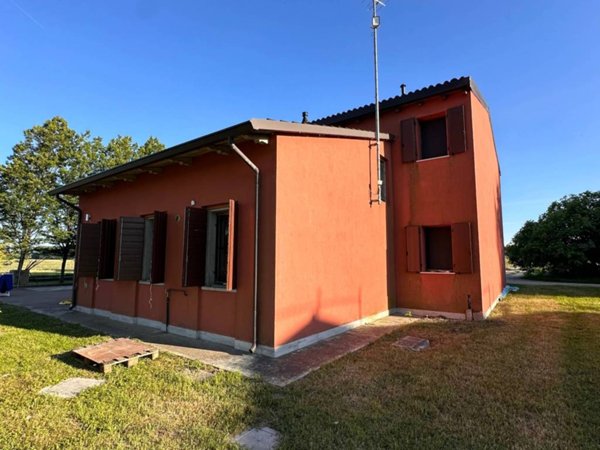 casa indipendente in vendita a San Possidonio