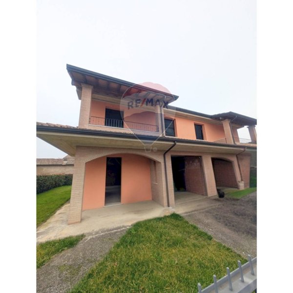 casa indipendente in vendita a San Possidonio