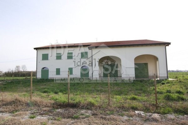 casa indipendente in vendita a San Possidonio