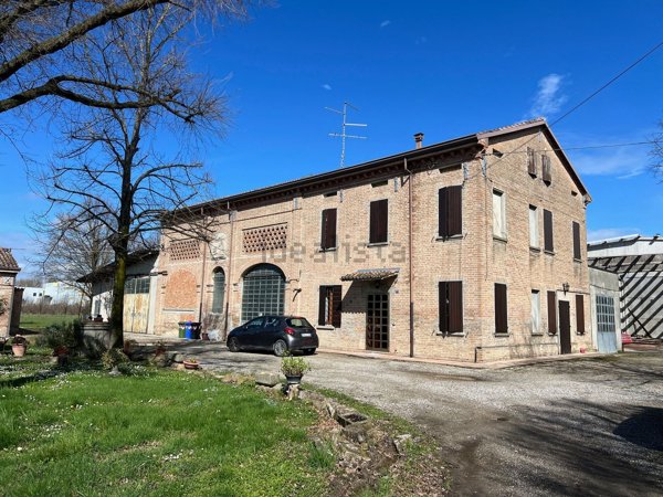 casale in vendita a San Possidonio