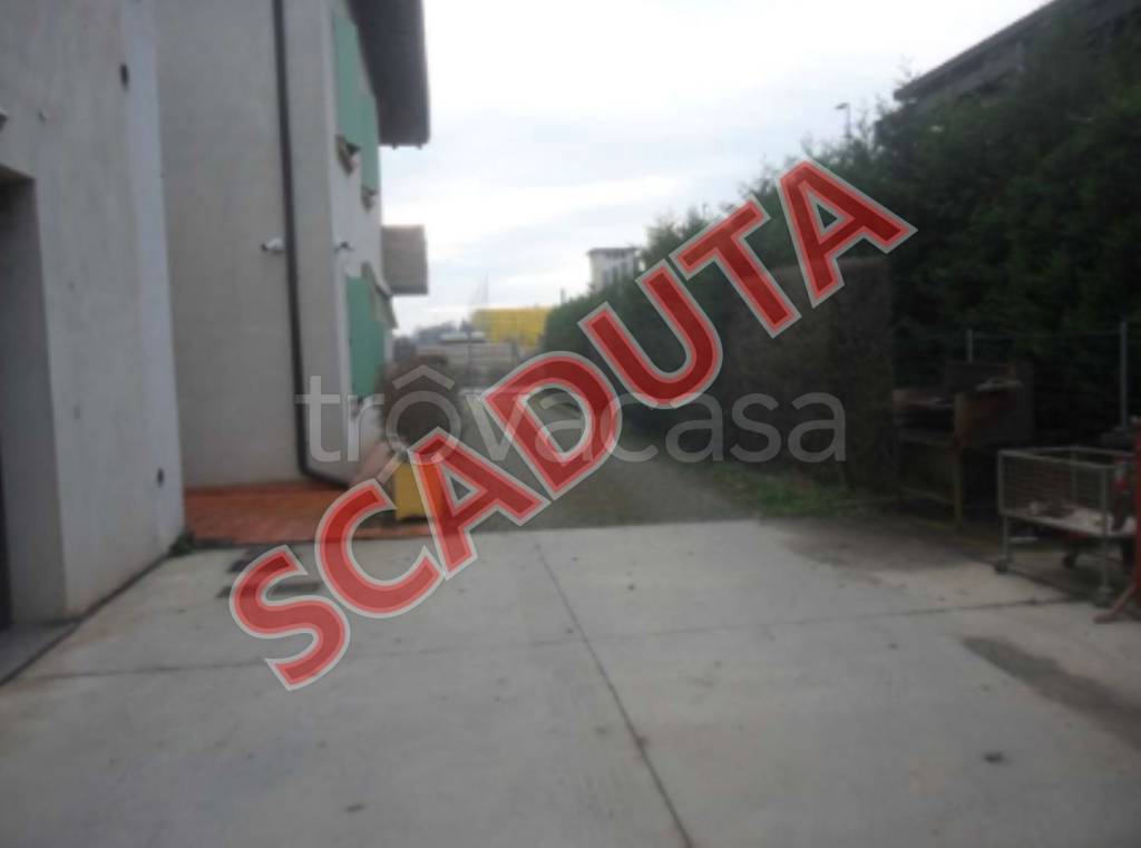 negozio in vendita a San Possidonio