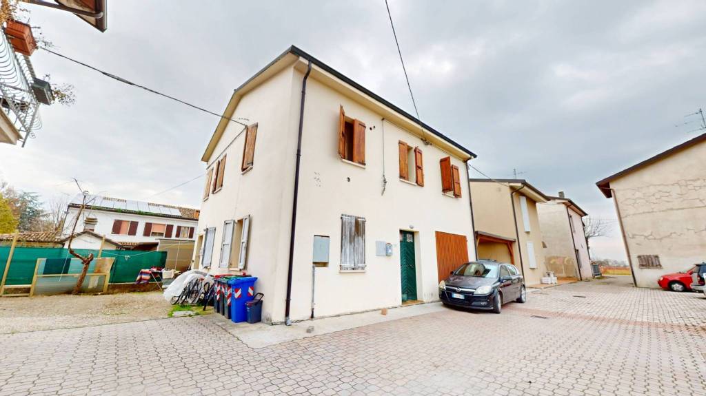 casa indipendente in vendita a San Possidonio