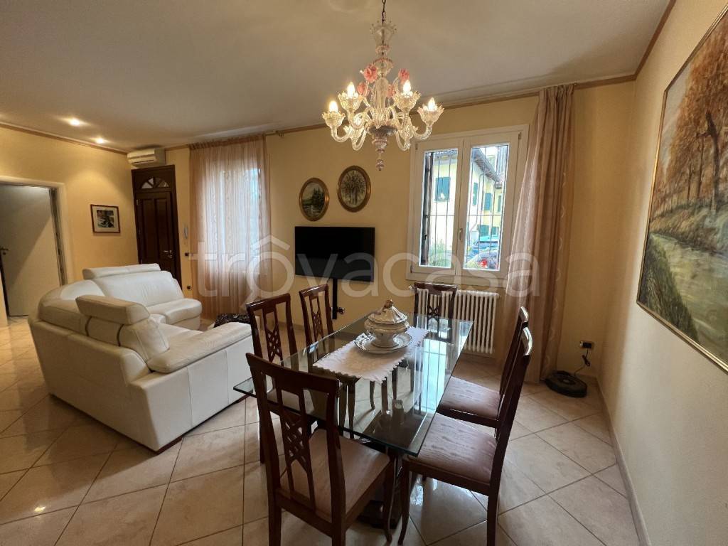 casa indipendente in vendita a San Possidonio