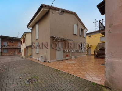 casa semindipendente in vendita a San Possidonio