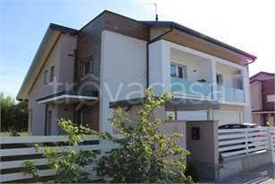 casa indipendente in vendita a San Possidonio