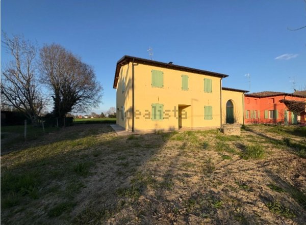 casa indipendente in vendita a San Possidonio