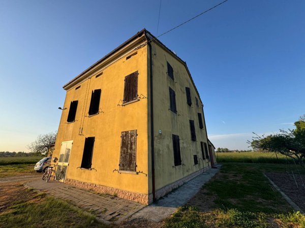 casa indipendente in vendita a San Possidonio