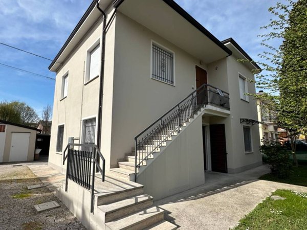 casa indipendente in vendita a San Possidonio
