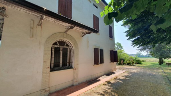 casa indipendente in vendita a San Possidonio