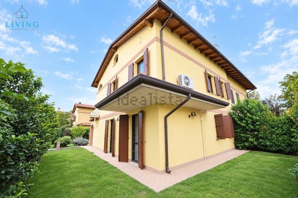 casa indipendente in vendita a San Possidonio