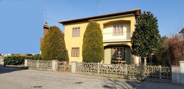 casa indipendente in vendita a San Prospero