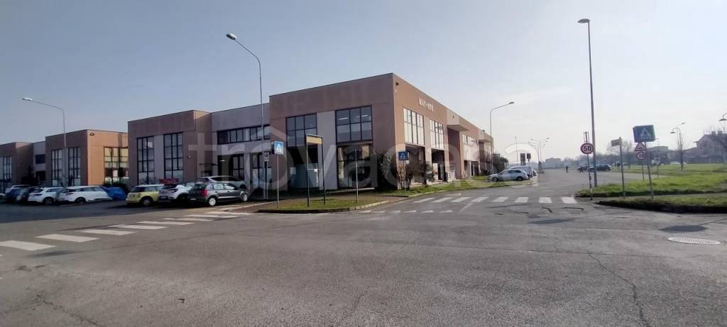 locale commerciale in vendita a San Prospero
