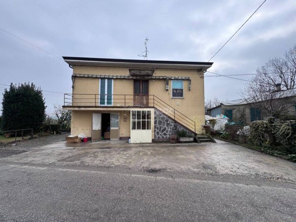 casa indipendente in vendita a San Prospero